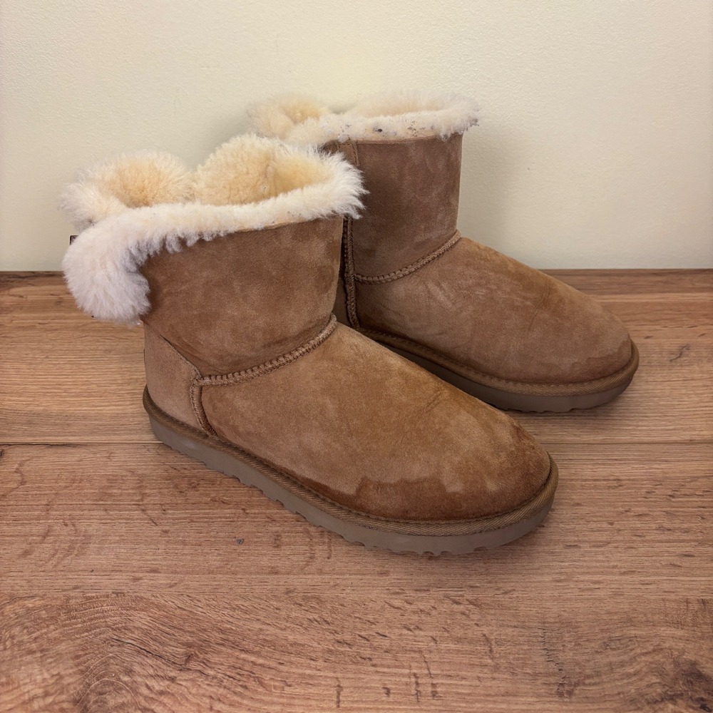 UGG Mini Bailey Bow II Ankle Boot Chestnut Tan Women Size 7 Suede Sheepskin Warm